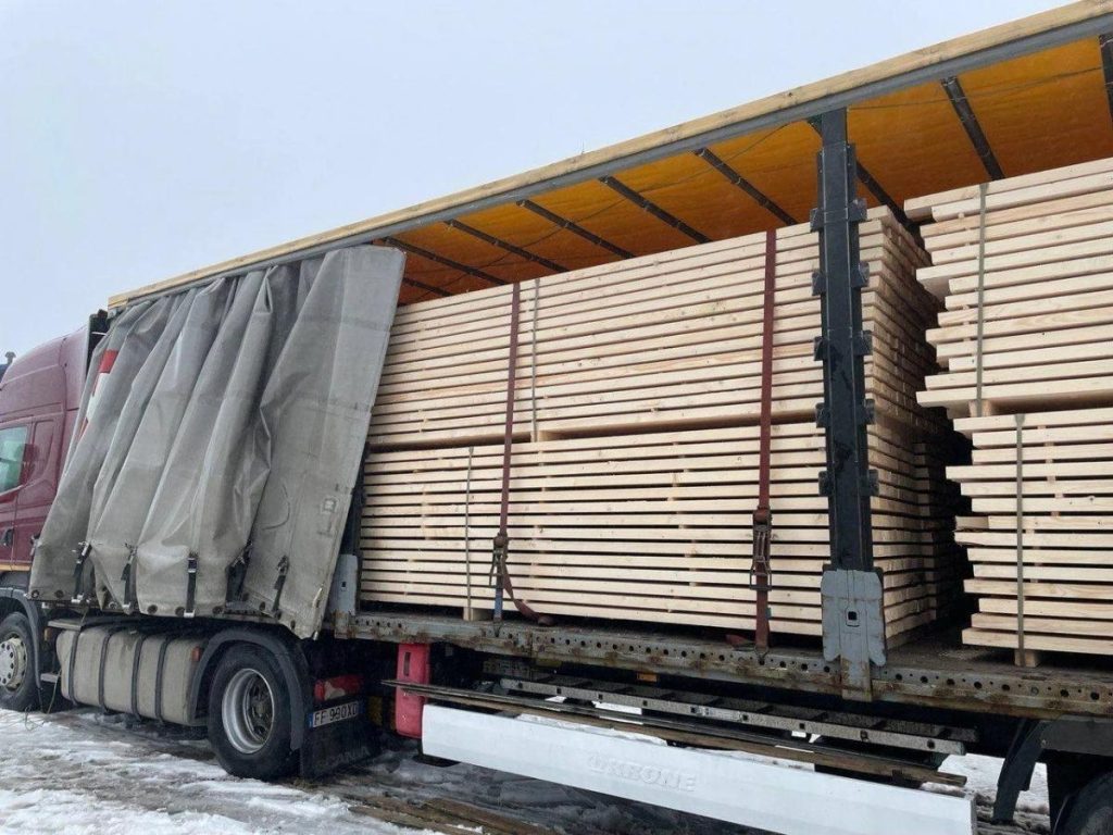 Spruce sawn lumber — photo 7